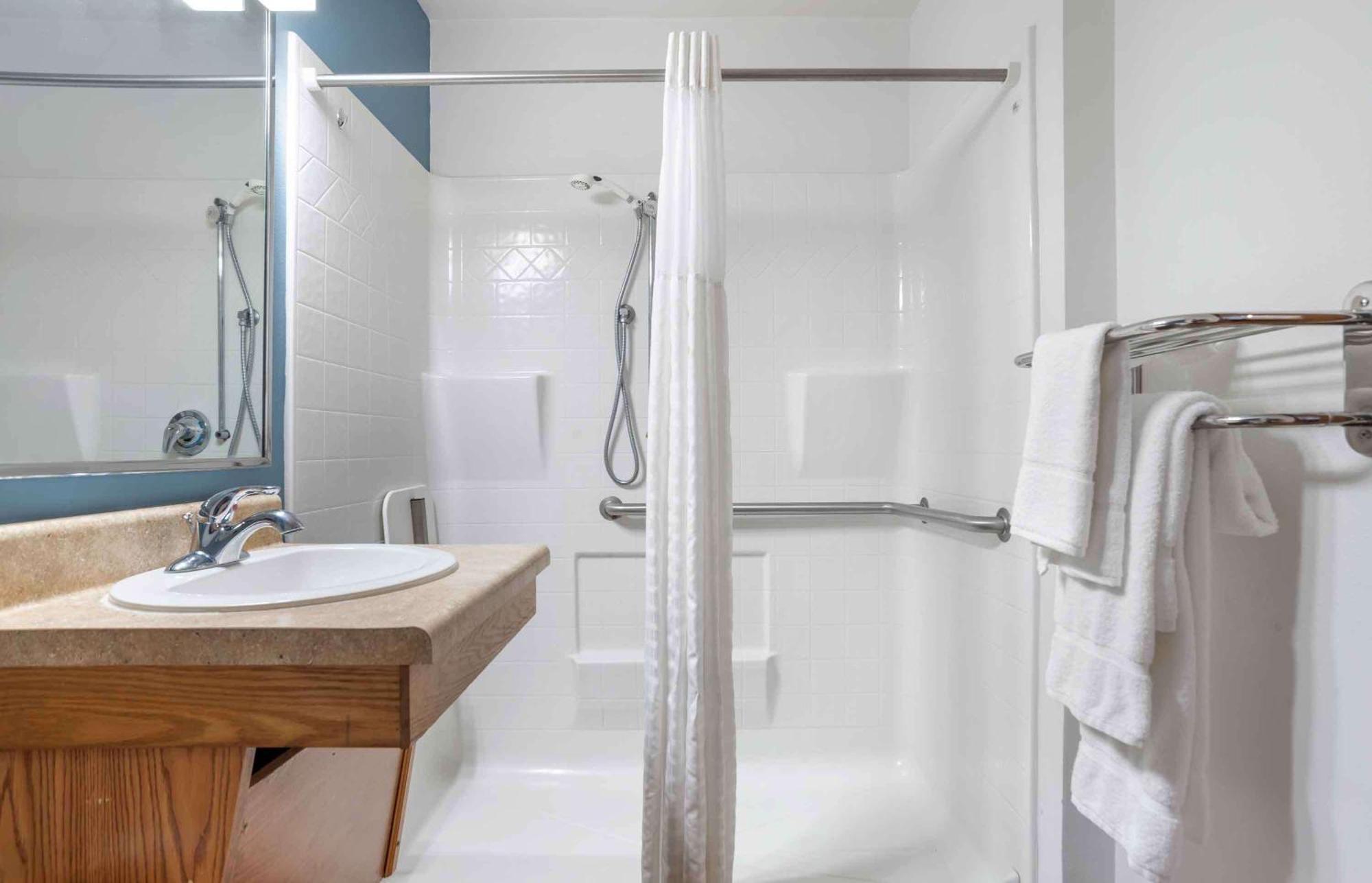 Extended Stay America Select Suites - Orlando - East Eksteriør billede