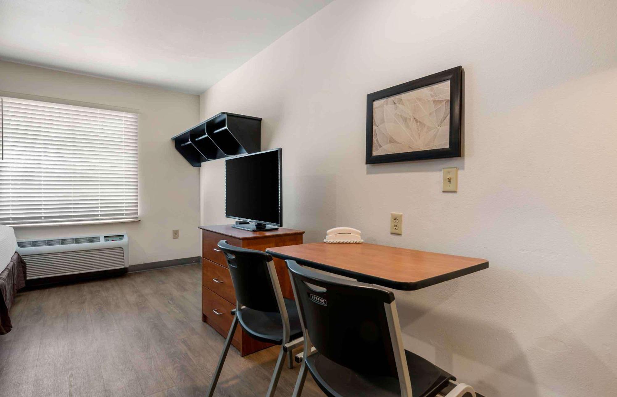 Extended Stay America Select Suites - Orlando - East Eksteriør billede